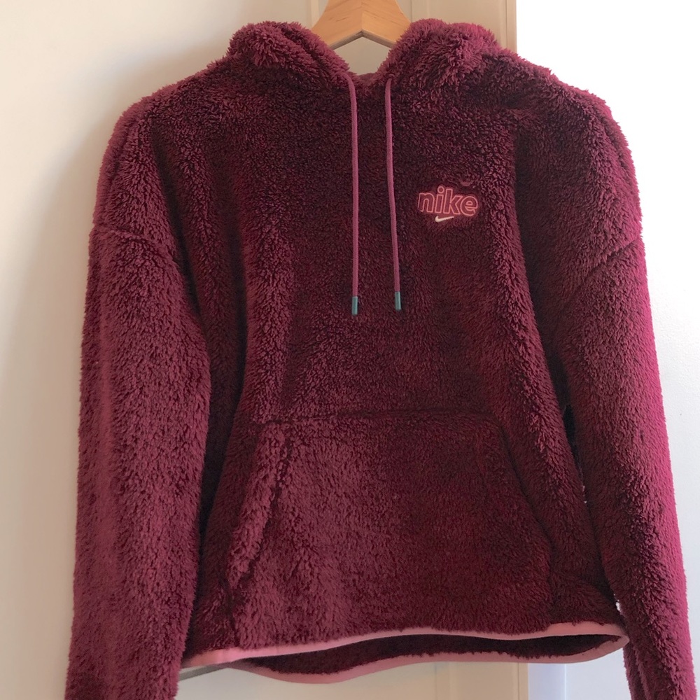 New with tag Nike women hoodie